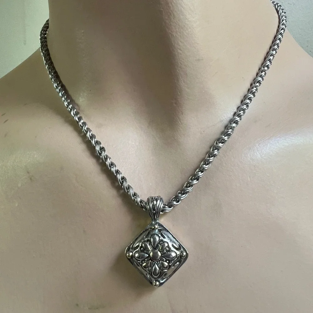 Michael Morrison MX Vtg Silver Tone Square Floral Pendant Rope‎ Chain 19